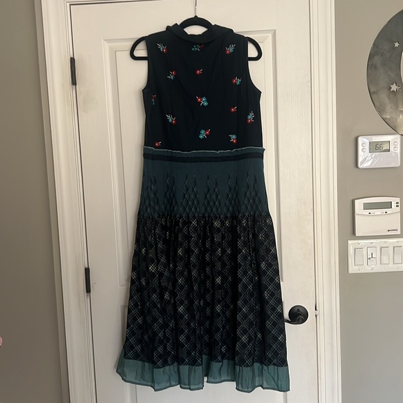 NWT KEER QIAOWA Dress - Picture 3 of 3